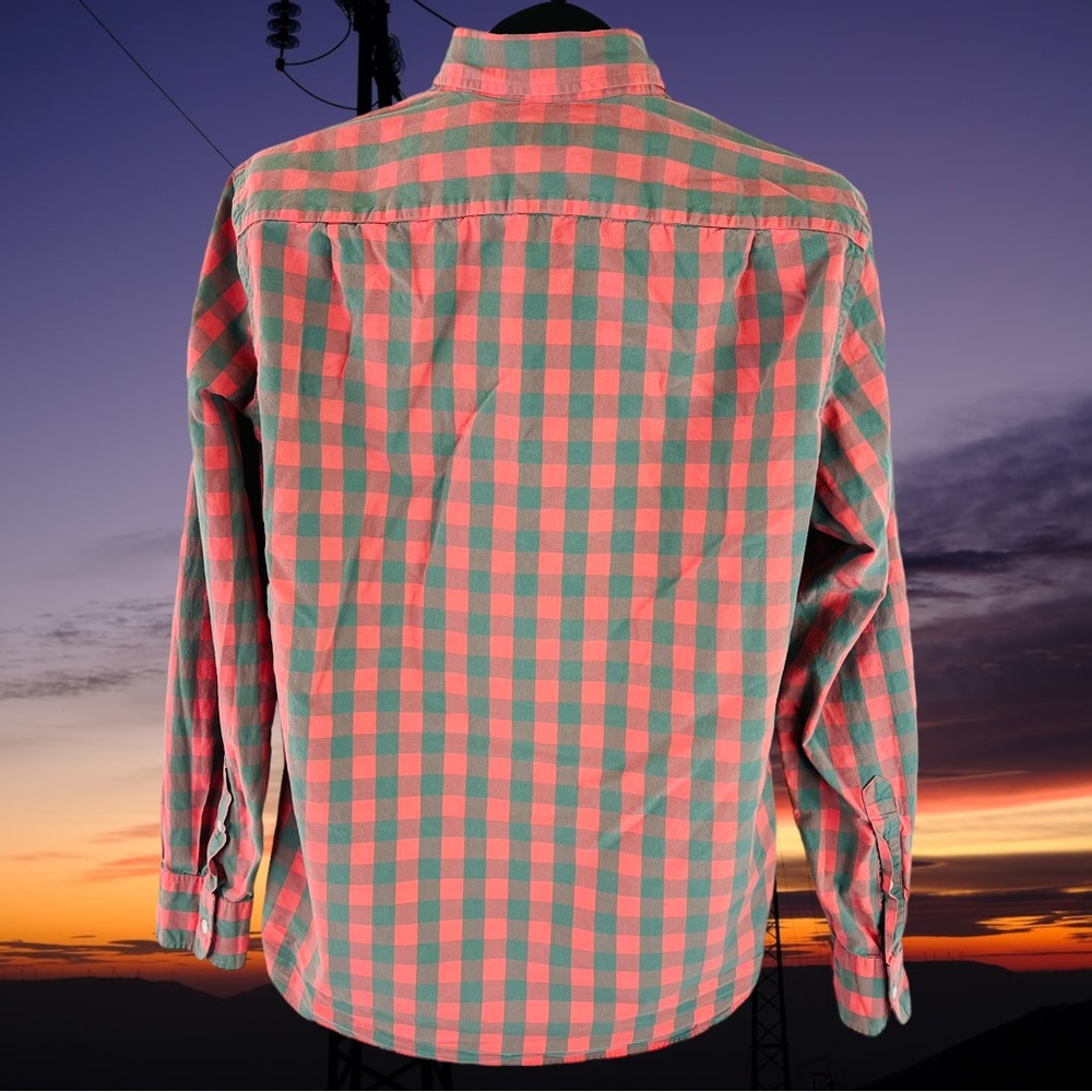 J. Crew Faded Buffalo Check Button Down Shirt - Size M - Classic Style - Picture 8 of 10